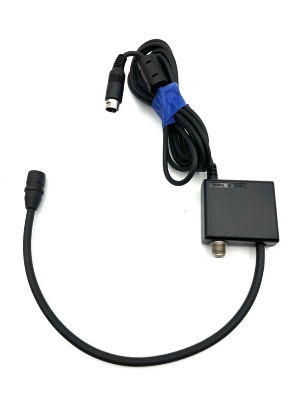 Sega cables connect genesis